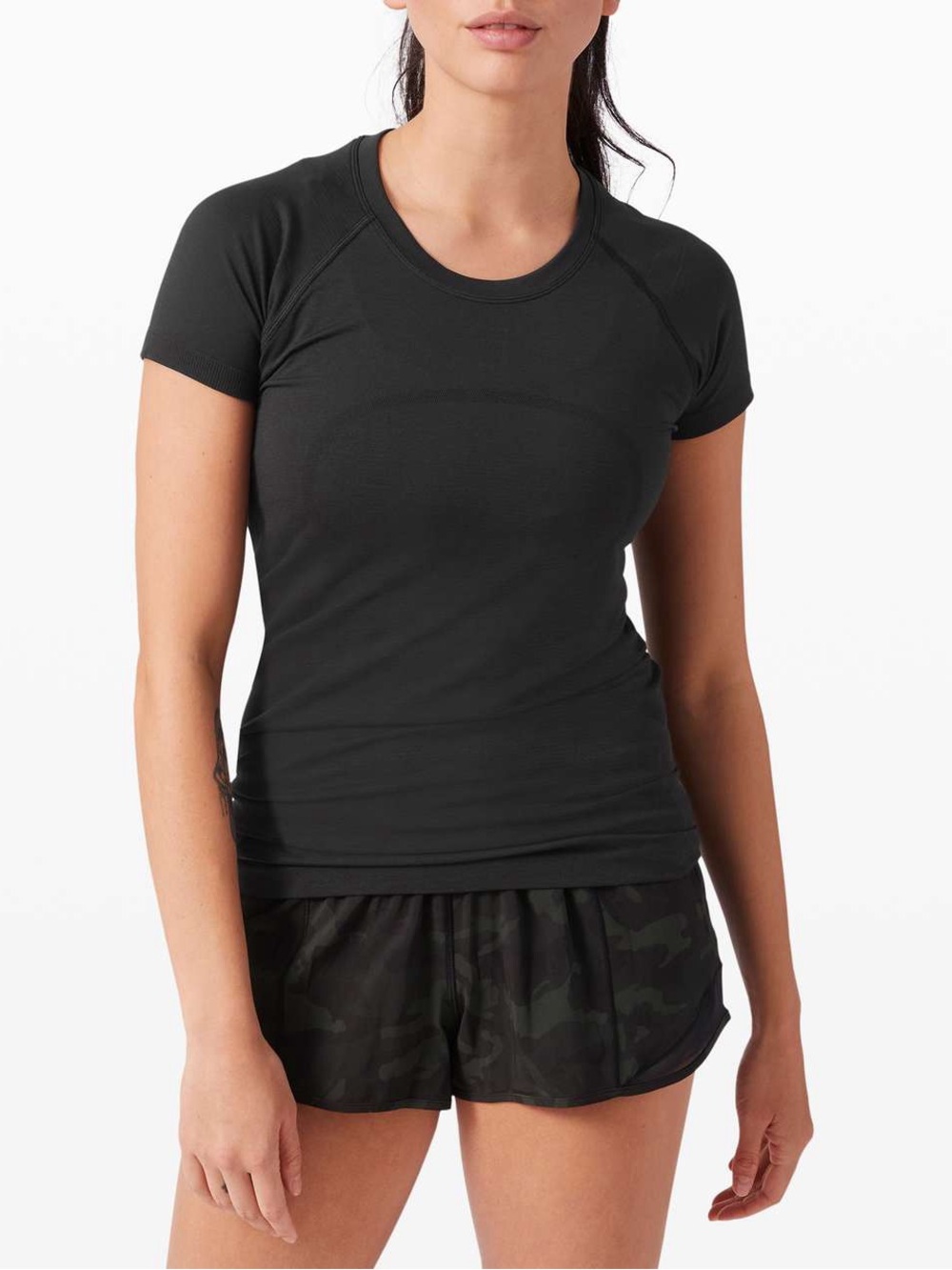 Lululemon Swiftly Tech Short Sleeve 2.0 Size 10 Black